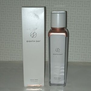 Eighth Day Facial Tonic Mini-chem Peel In A Bottle -50 Ml
